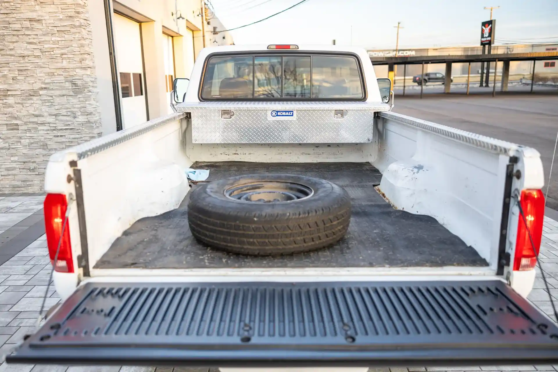 1996-ford-f-350-reg-cab-133-0-wb-4wd-for-sale-13