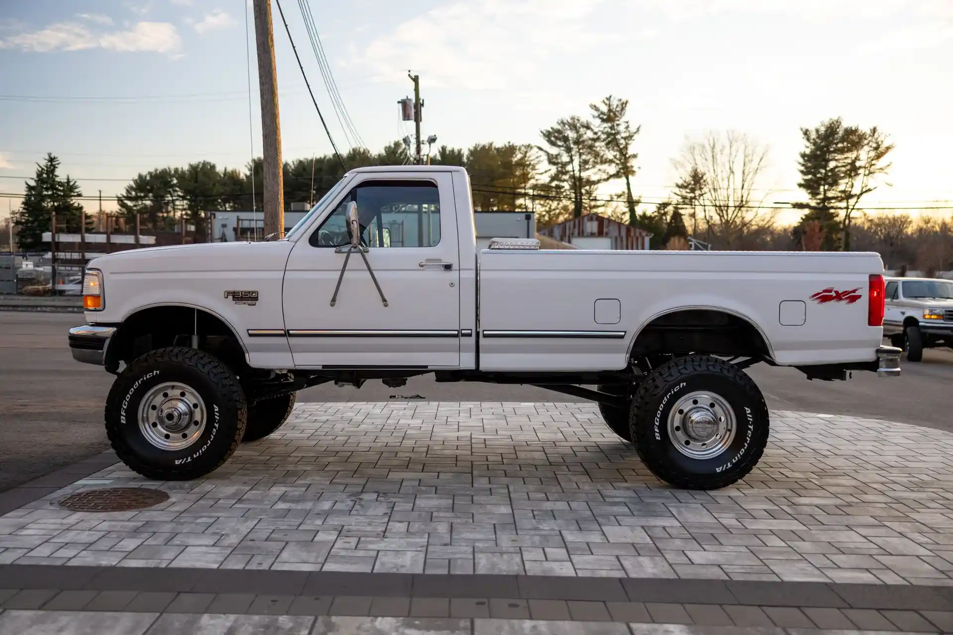 1996-ford-f-350-reg-cab-133-0-wb-4wd-for-sale-8