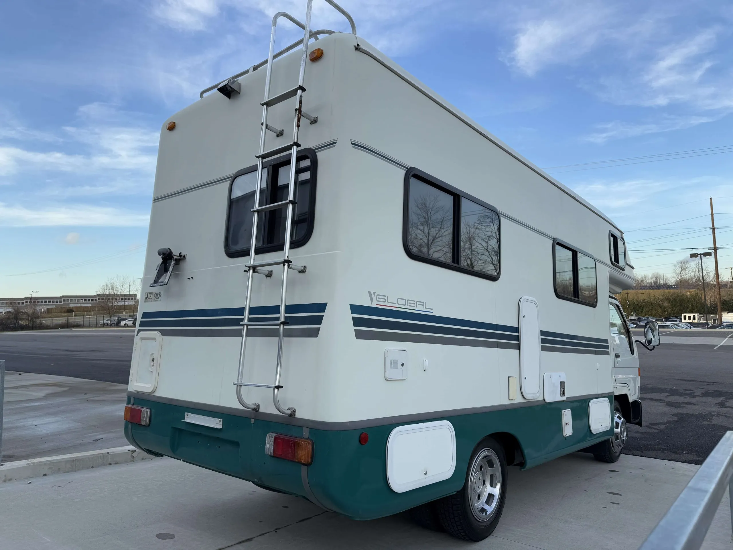 1998-toyota-toyoace-camper-for-sale-04