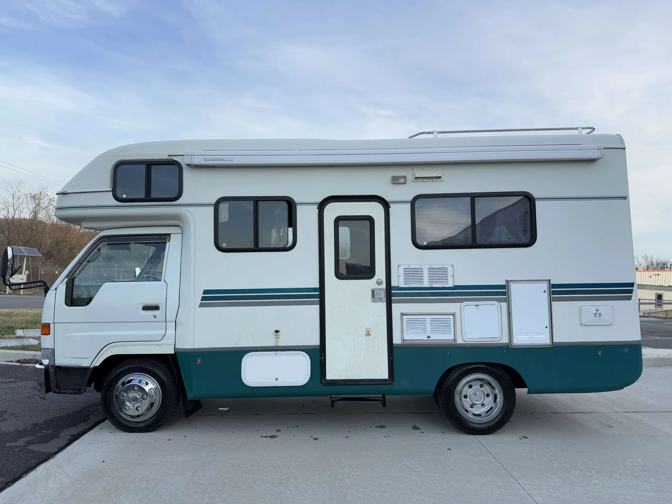 1998-toyota-toyoace-camper-for-sale-07