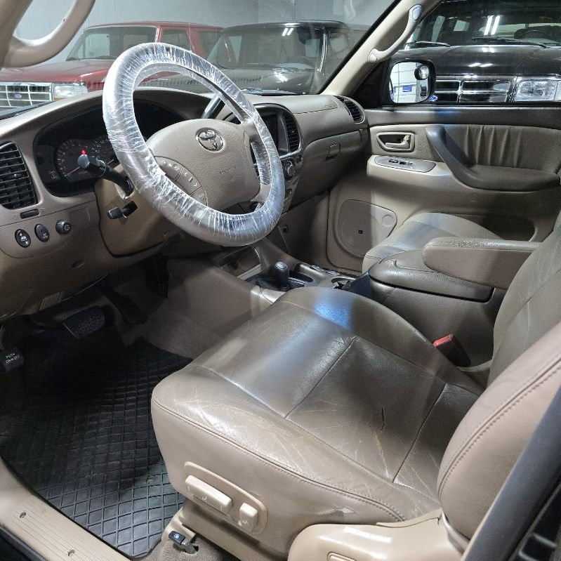 2004-toyota-sequoia-limited-for-sale-elkhart-lake-in-12