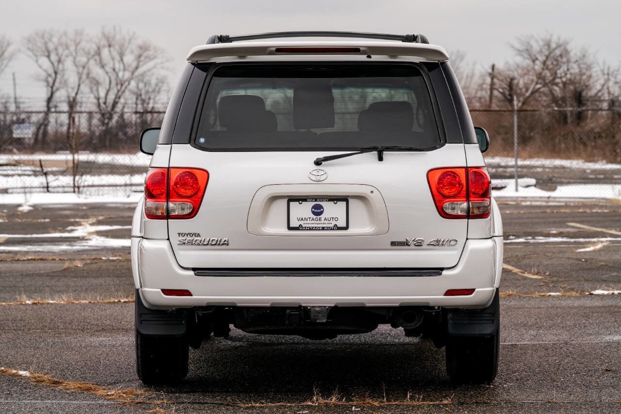 2006-toyota-sequoia-limited-v8-for-sale11