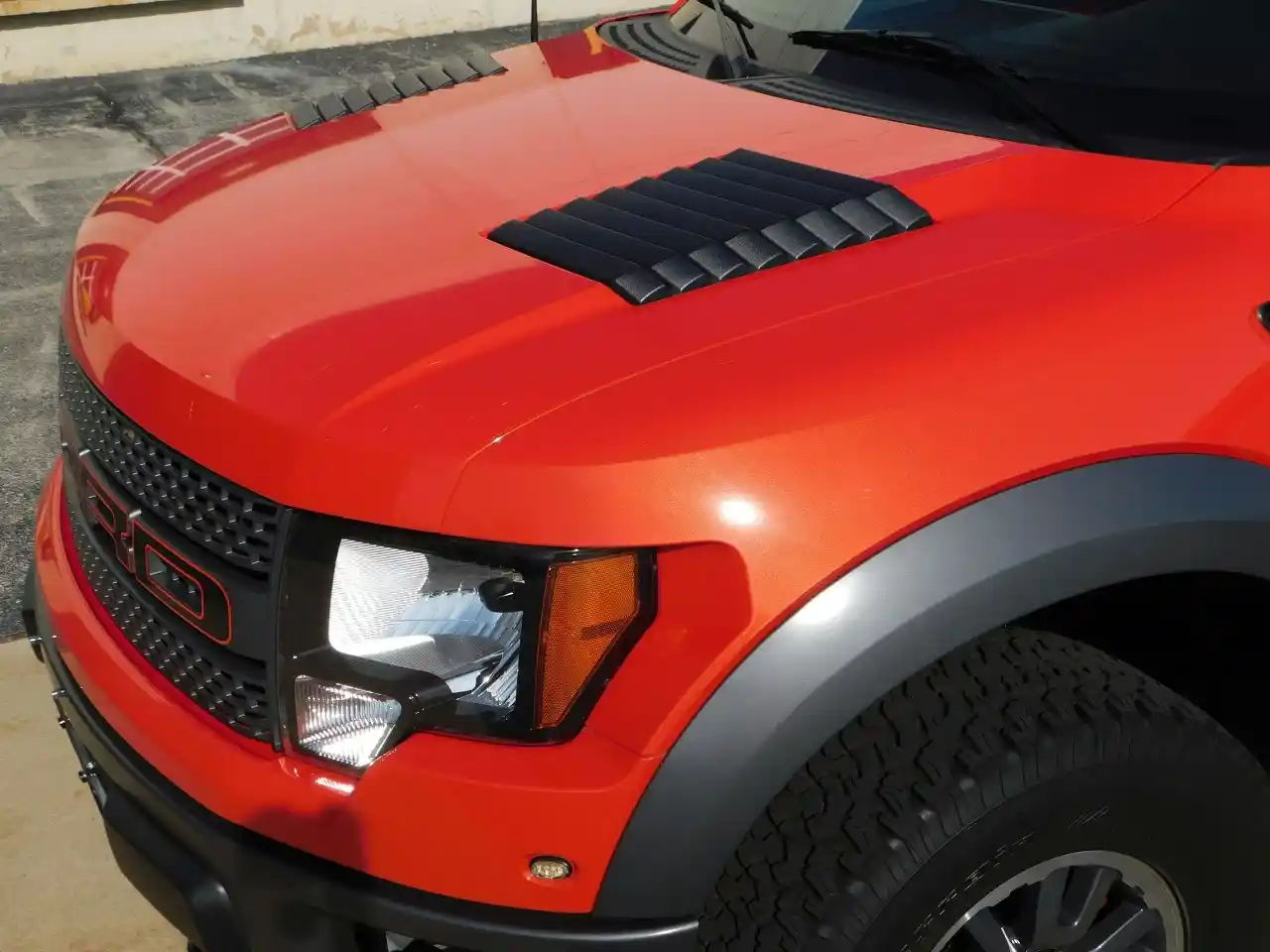 2010-ford-raptor-svt-for-sale-15