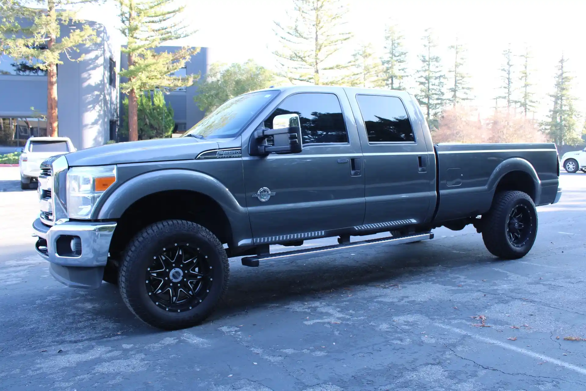 2014-ford-f350-xlt-crew-cab-lb-for-sale-8