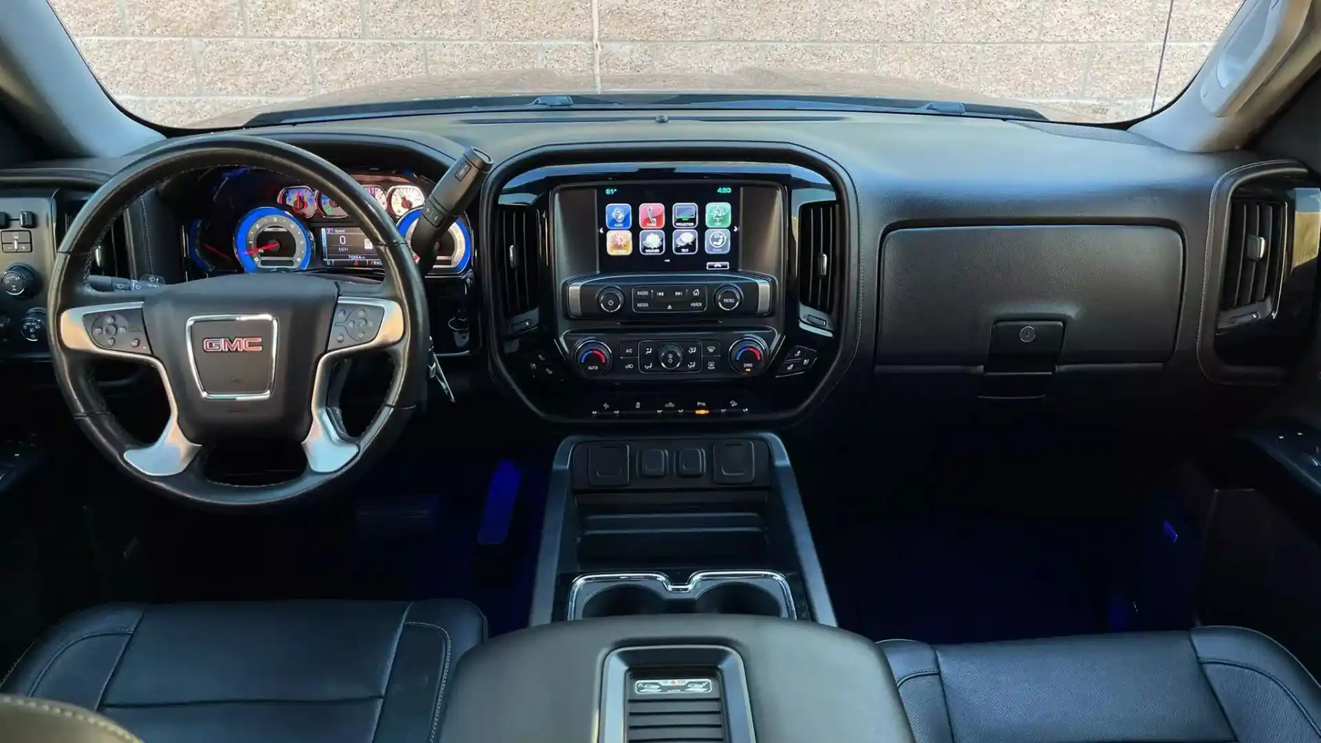 2017-GMC-SIERRA-1500-CREW-CAB-FOR-SALE-36