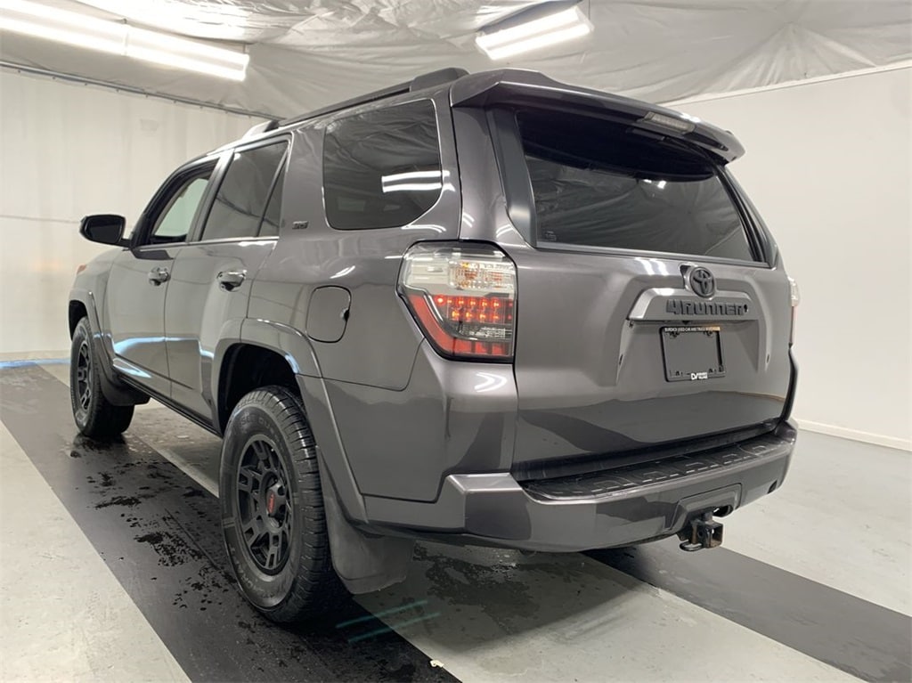 2019-toyota-4runner-sr5-premium-for-sale-cicero-ny-7