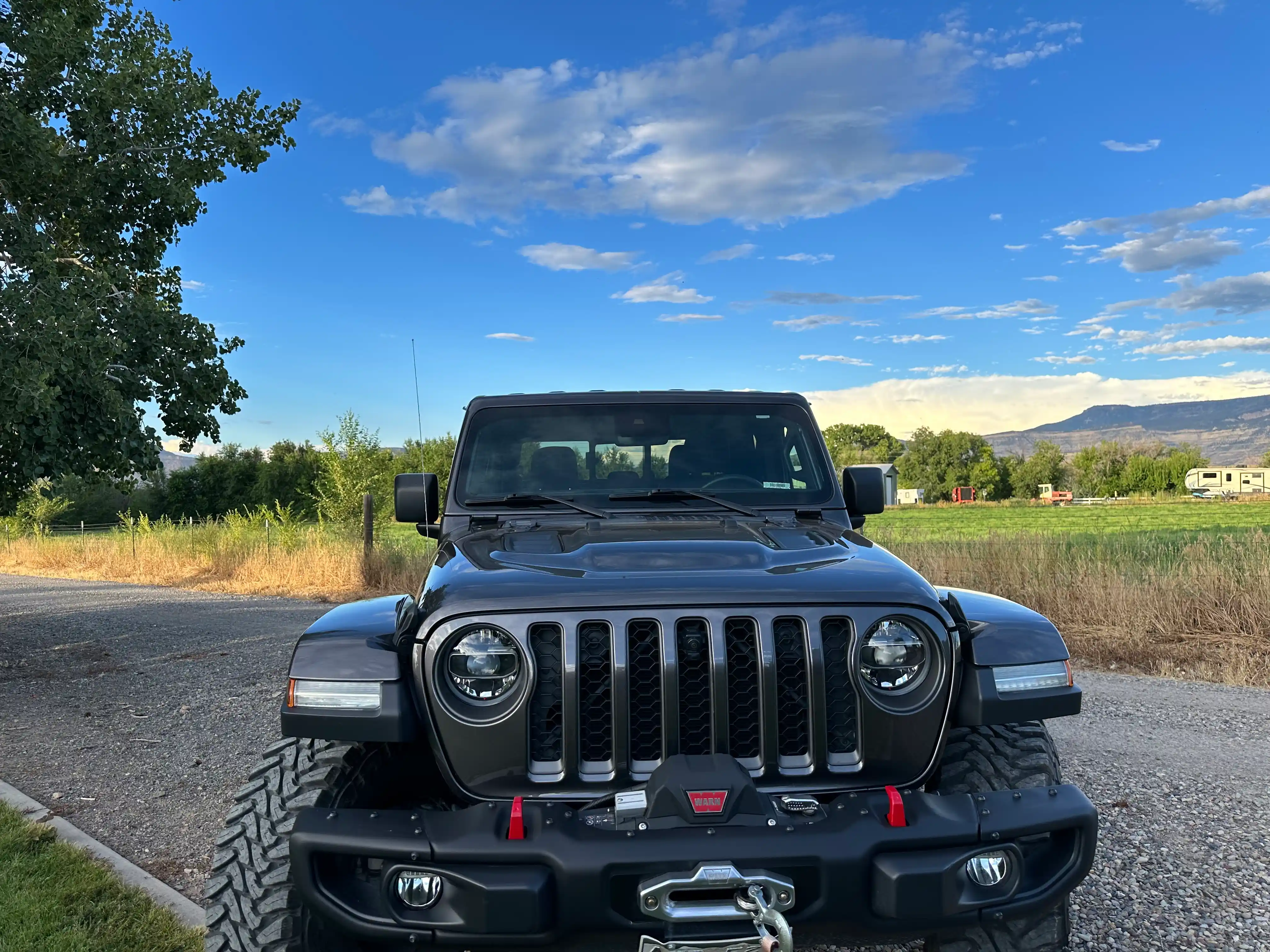 2020-launch-edition-jeep-gladiator-for-sale-06