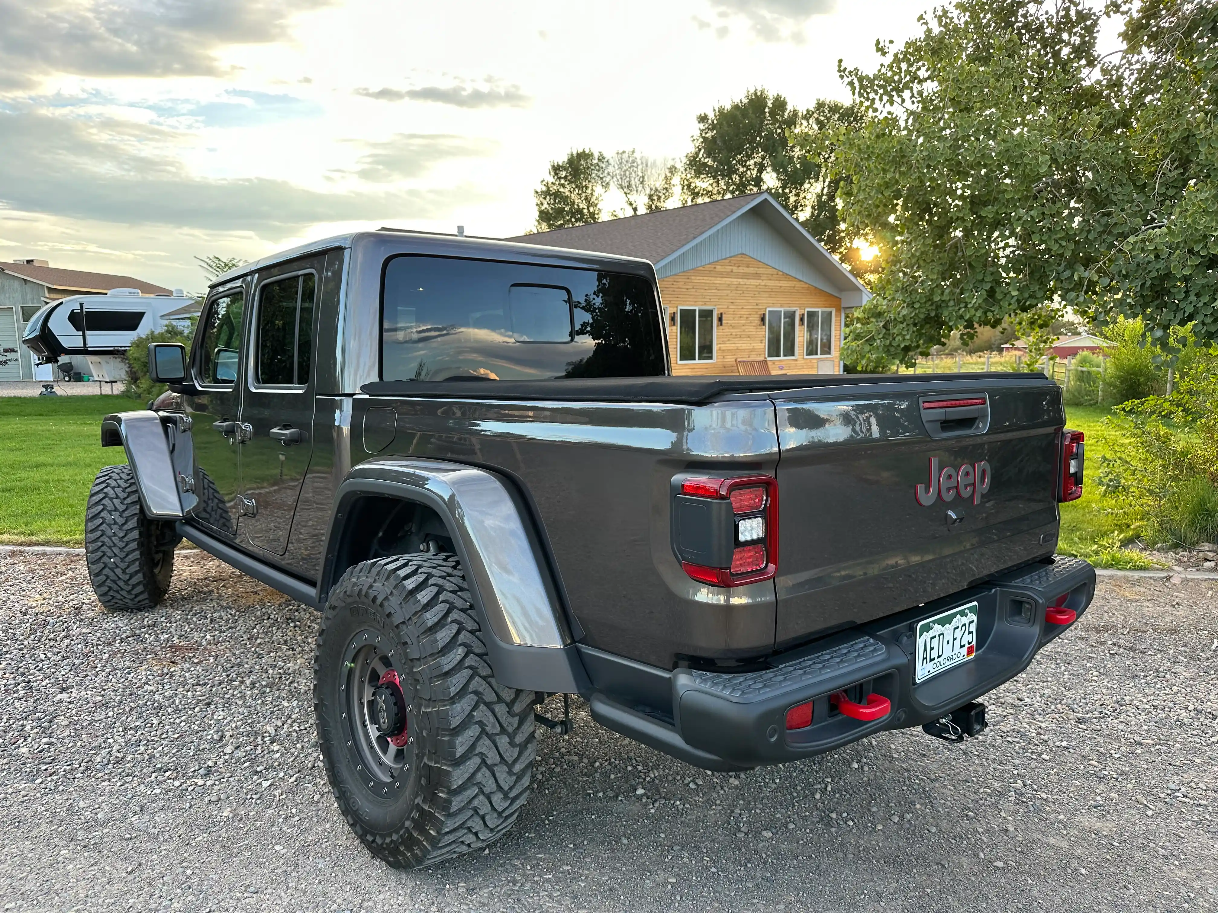 2020-launch-edition-jeep-gladiator-for-sale-10