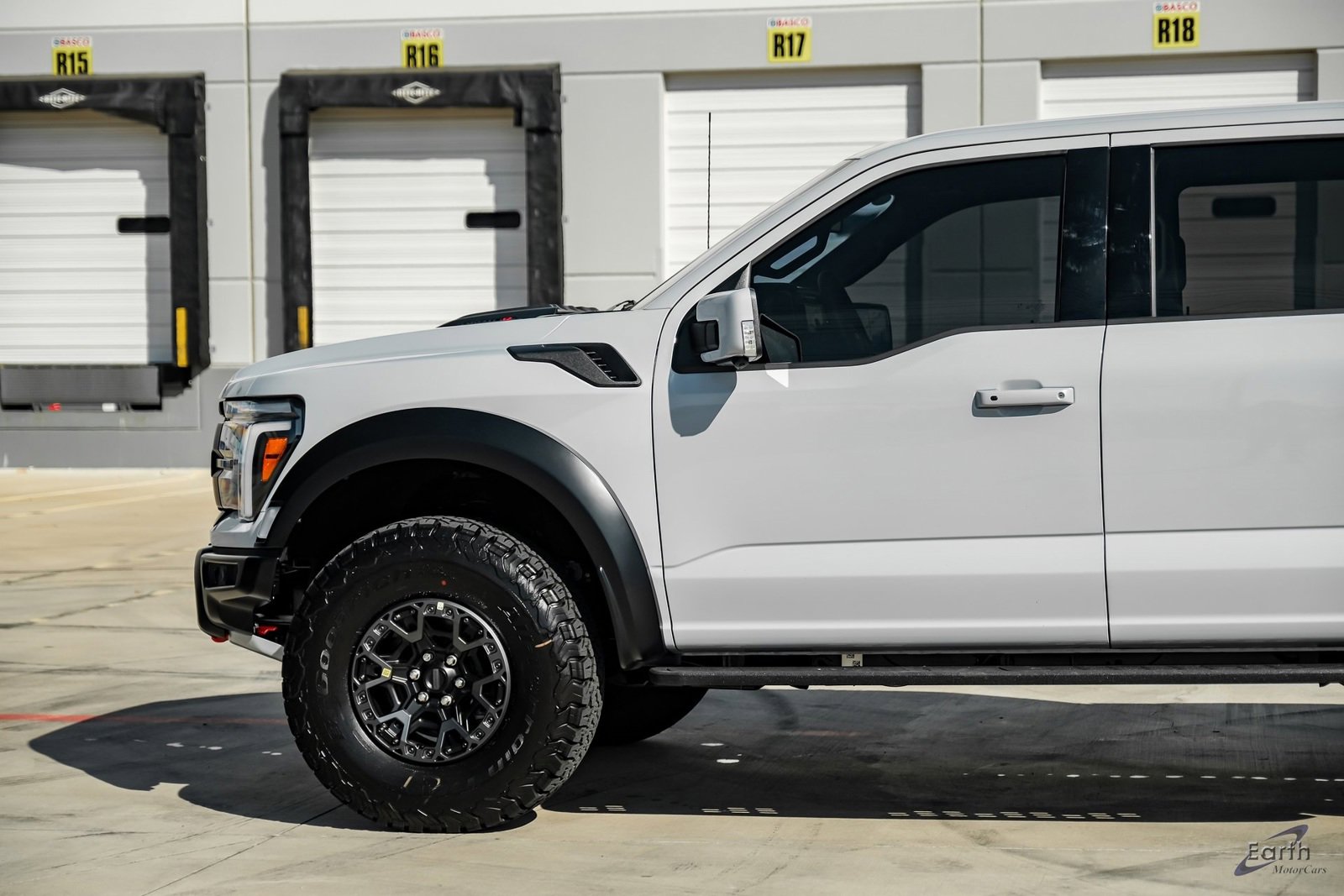 2025-ford-f-150-raptor-r-for-sale-dallas-tx-3