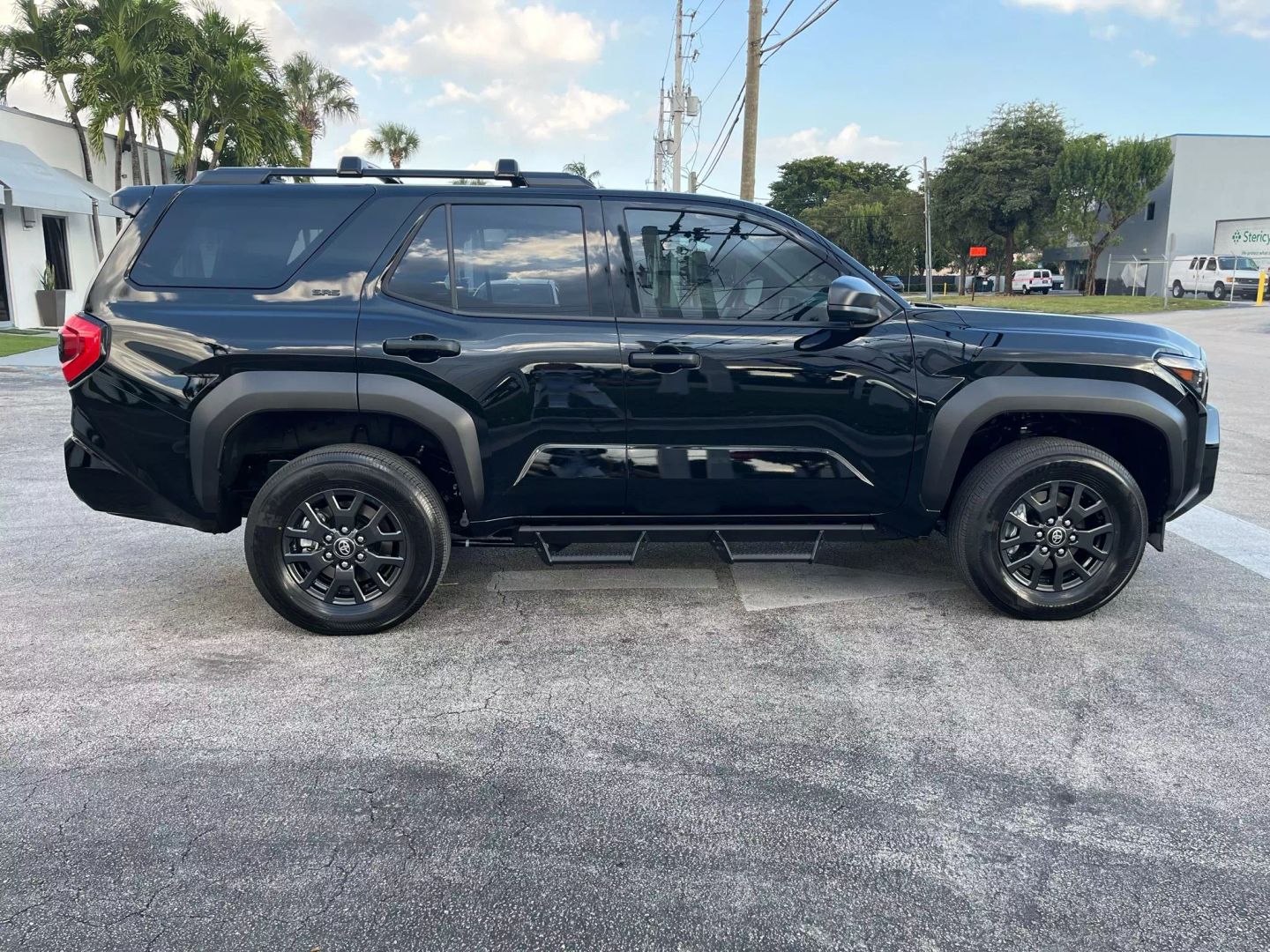 2025-toyota-4runner-sr5-for-sale-13