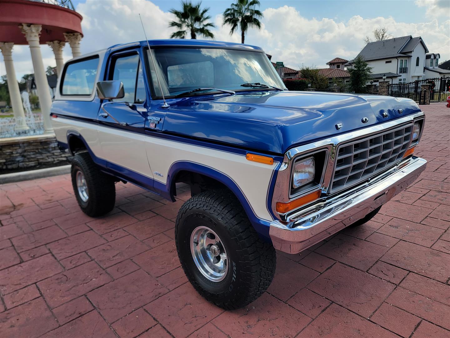 79FordBronco_0k_for-sale-05