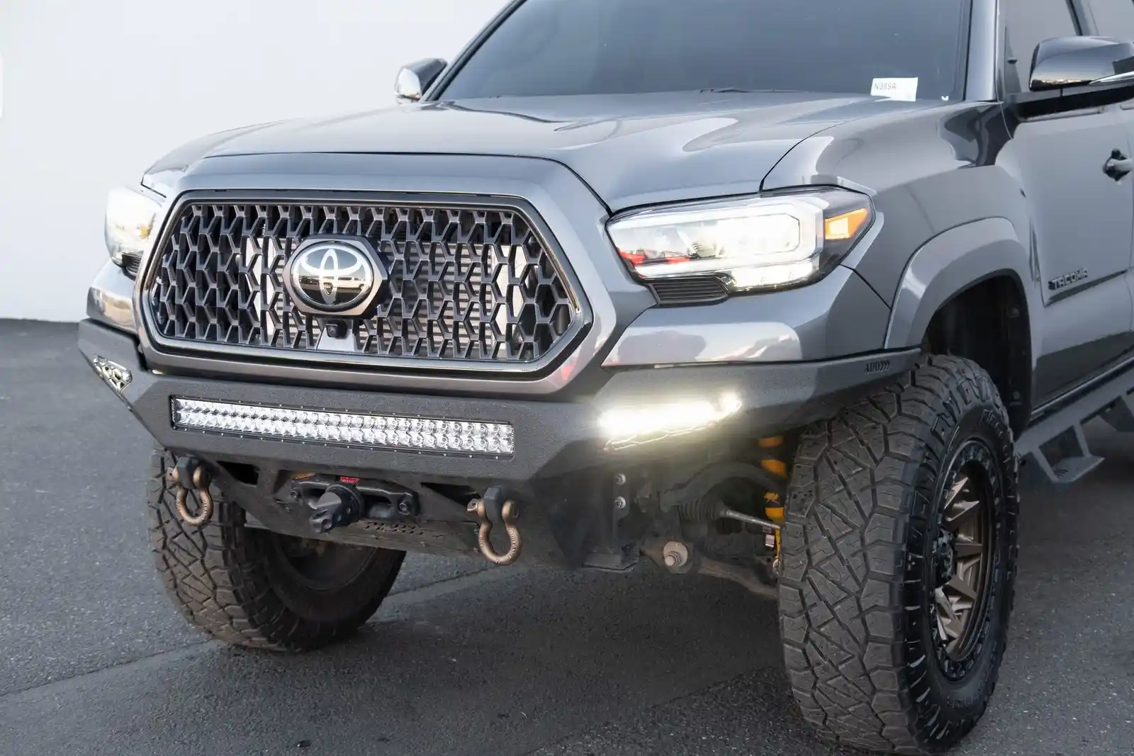 modified-2021-toyota-tacoma-limited-for-sale-25