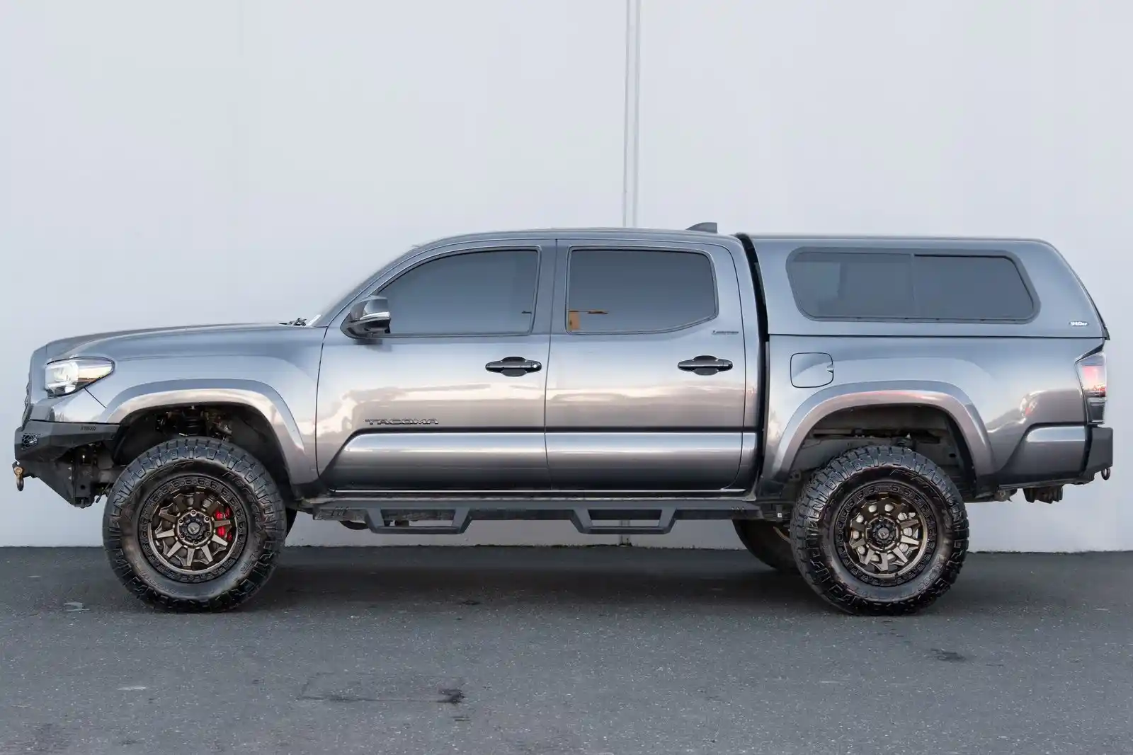 modified-2021-toyota-tacoma-limited-for-sale-26