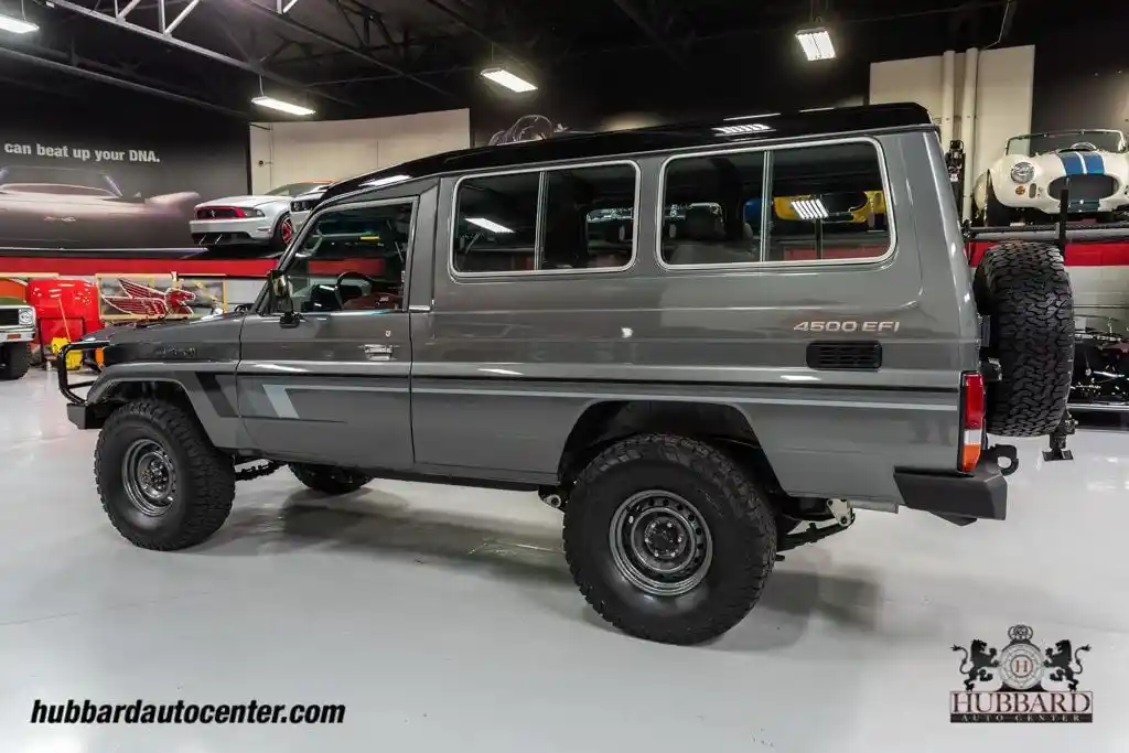 used-1997-toyota-land-cruiser-fj75-for-sale-35