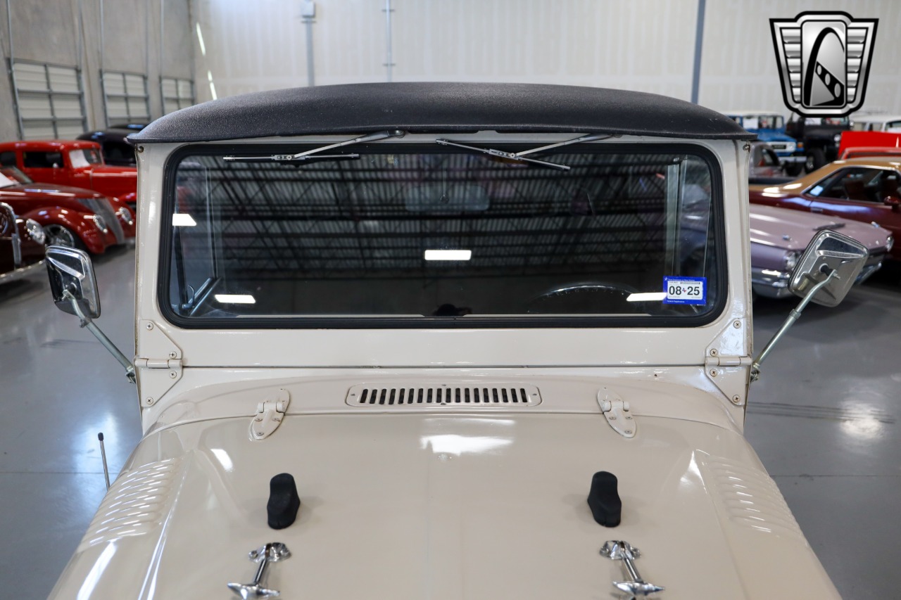 1972-toyota-land-cruiser-fj40-for-sale-09