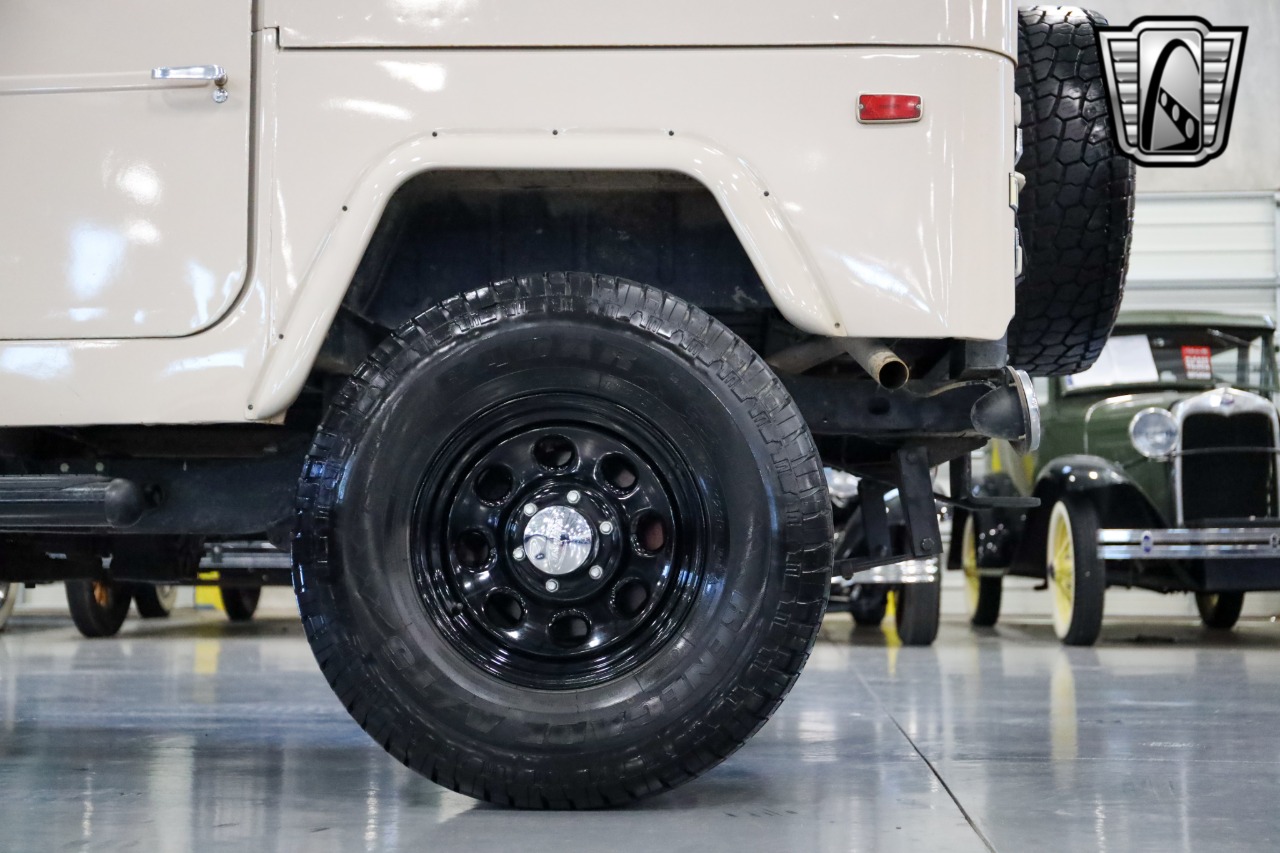 1972-toyota-land-cruiser-fj40-for-sale-15