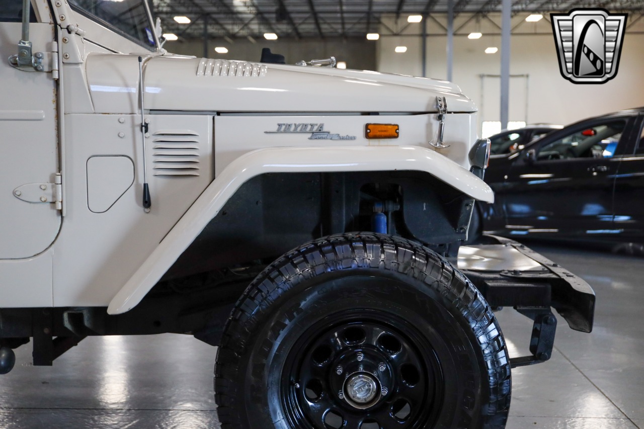1972-toyota-land-cruiser-fj40-for-sale-18