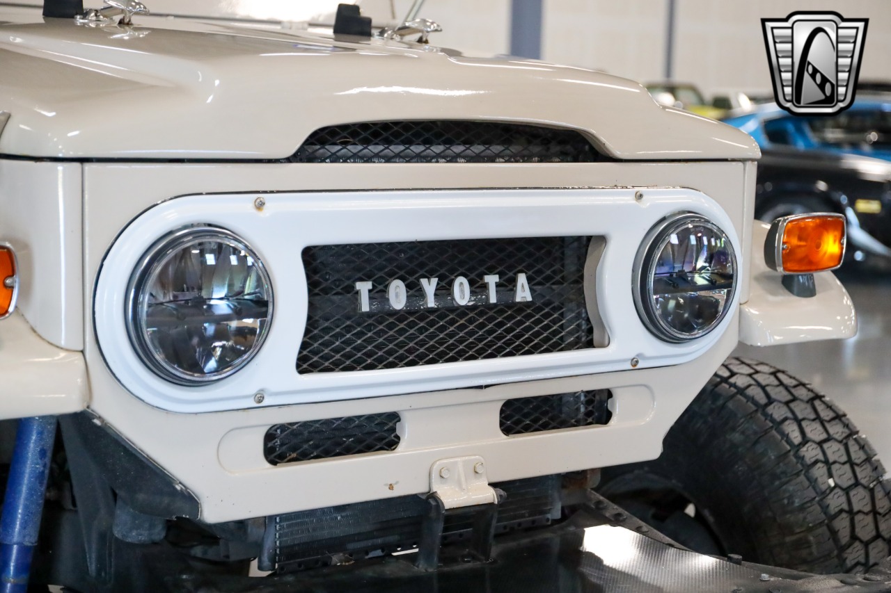 1972-toyota-land-cruiser-fj40-for-sale-21