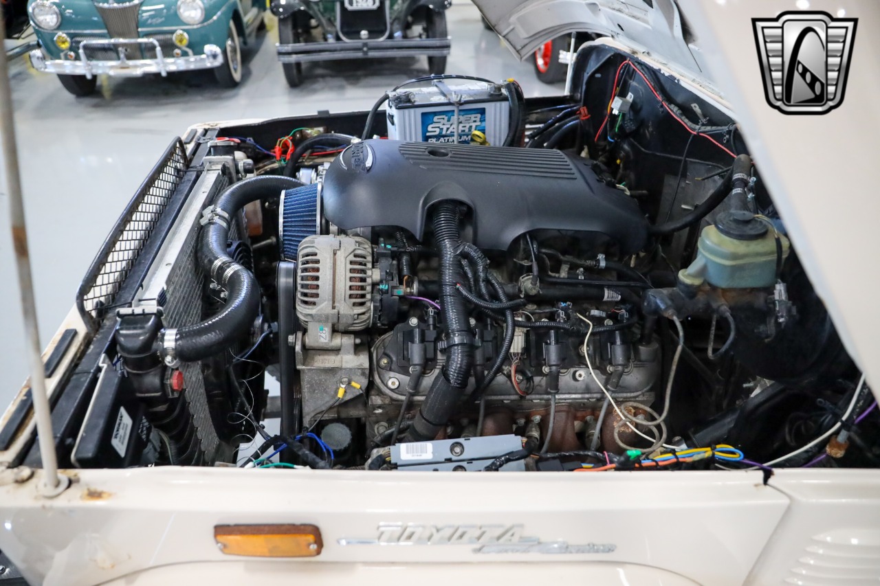 1972-toyota-land-cruiser-fj40-for-sale-32