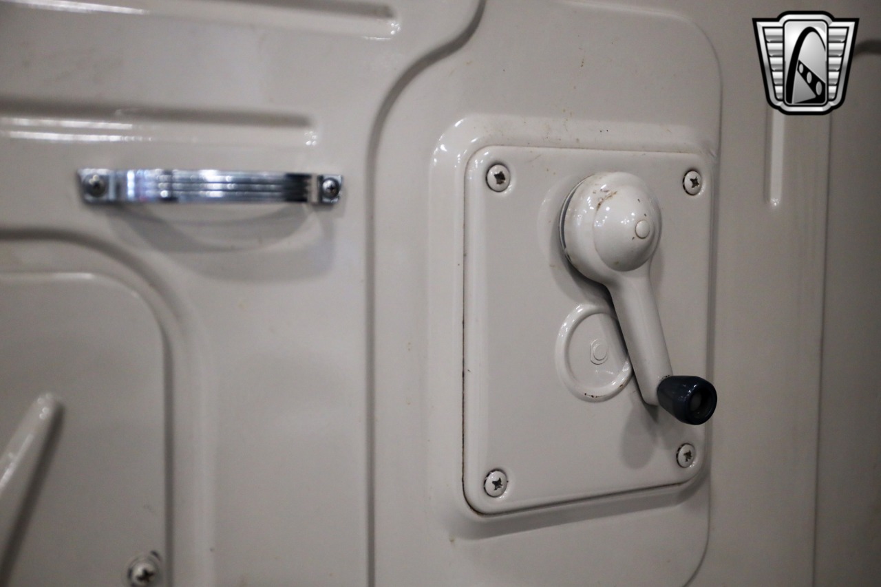 1972-toyota-land-cruiser-fj40-for-sale-36