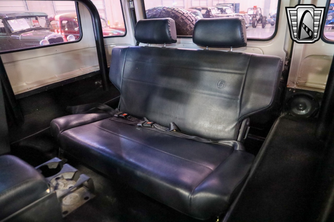 1972-toyota-land-cruiser-fj40-for-sale-45