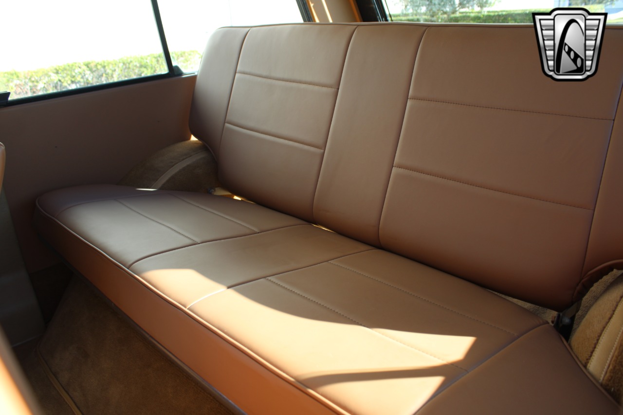 1986-land-rover-range-rover-classic-for-sale-43