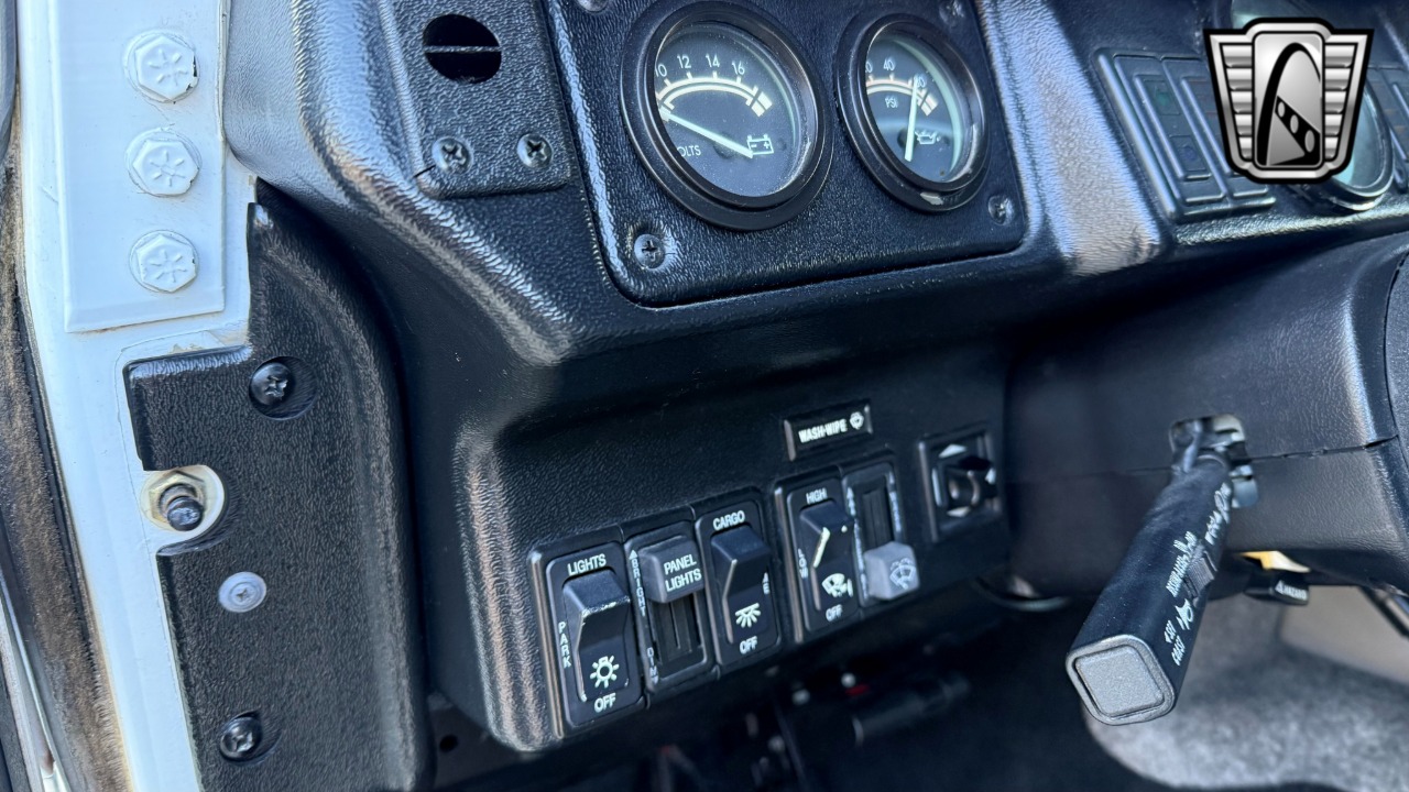 1991-hummer-h1-for-sale-44