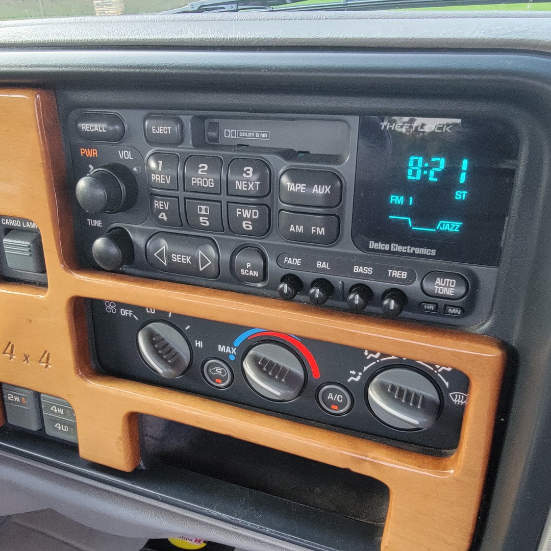 96ChevyOBS4x4MarkIII_154k_for-sale-29