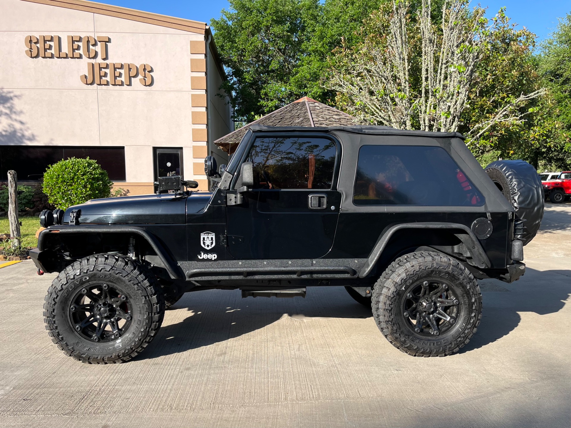 Used-2006-Jeep-Wrangler-Unlimited (3)