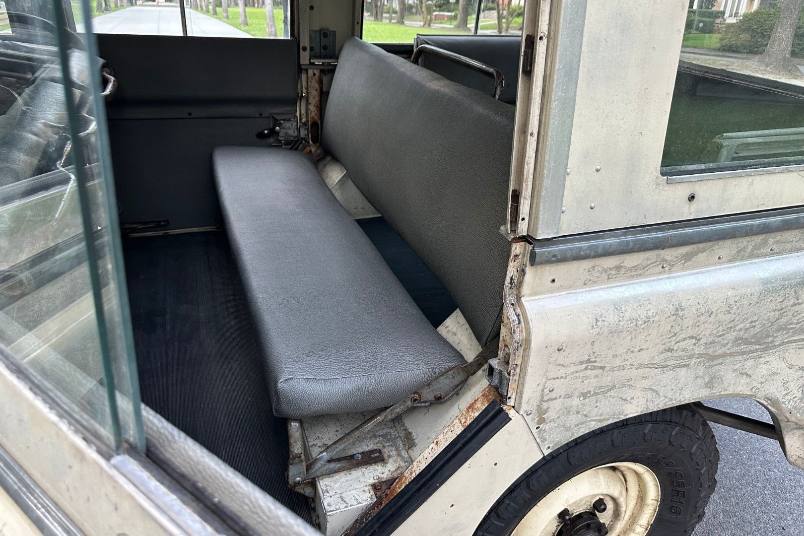 1965-land-rover-series-iia-109 (27)