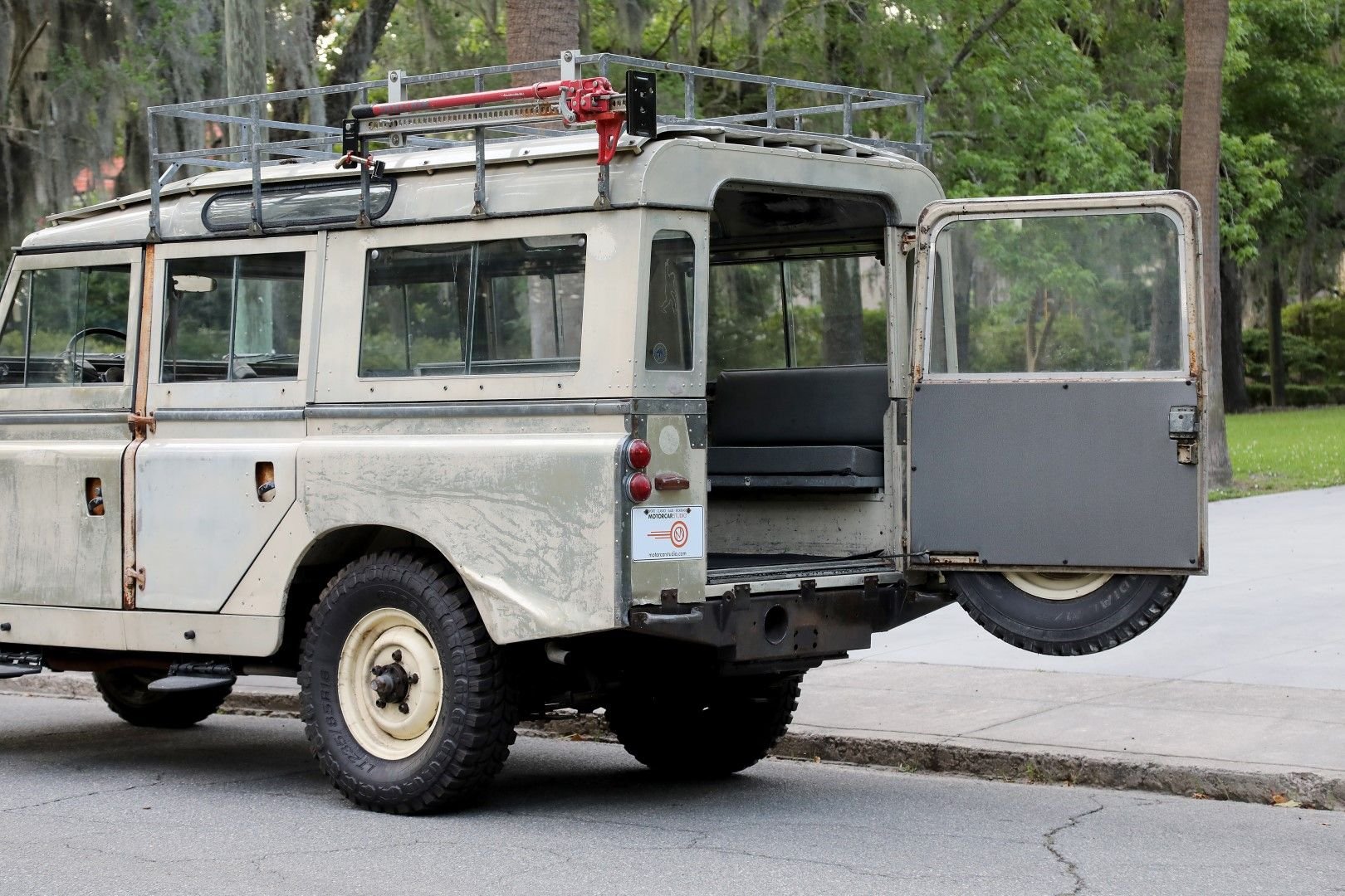 1965-land-rover-series-iia-109 (32)