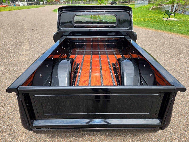 1966-chevrolet-c-k-10-series-custom-stepside-short-bed (11)