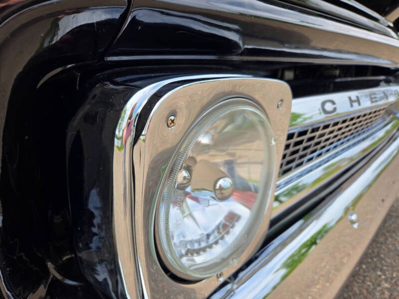 1966-chevrolet-c-k-10-series-custom-stepside-short-bed (29)