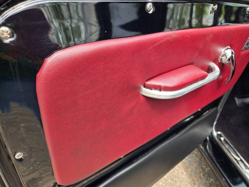 1966-chevrolet-c-k-10-series-custom-stepside-short-bed (39)