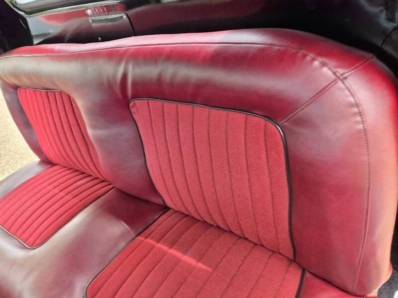 1966-chevrolet-c-k-10-series-custom-stepside-short-bed (46)