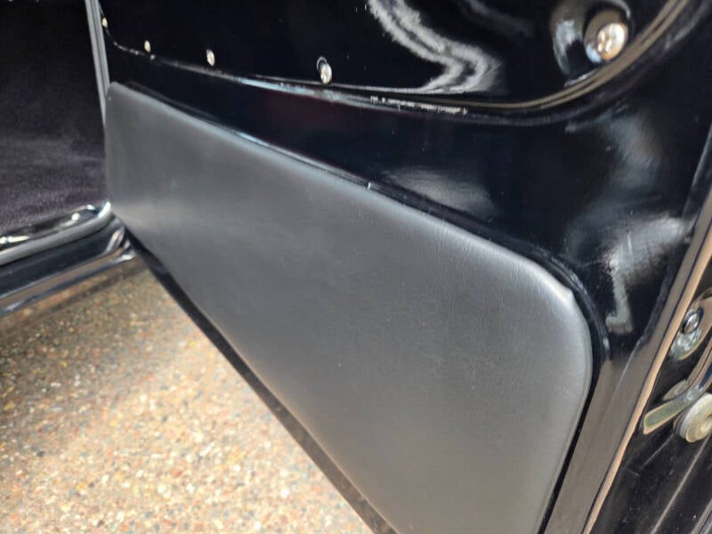 1966-chevrolet-c-k-10-series-custom-stepside-short-bed (48)