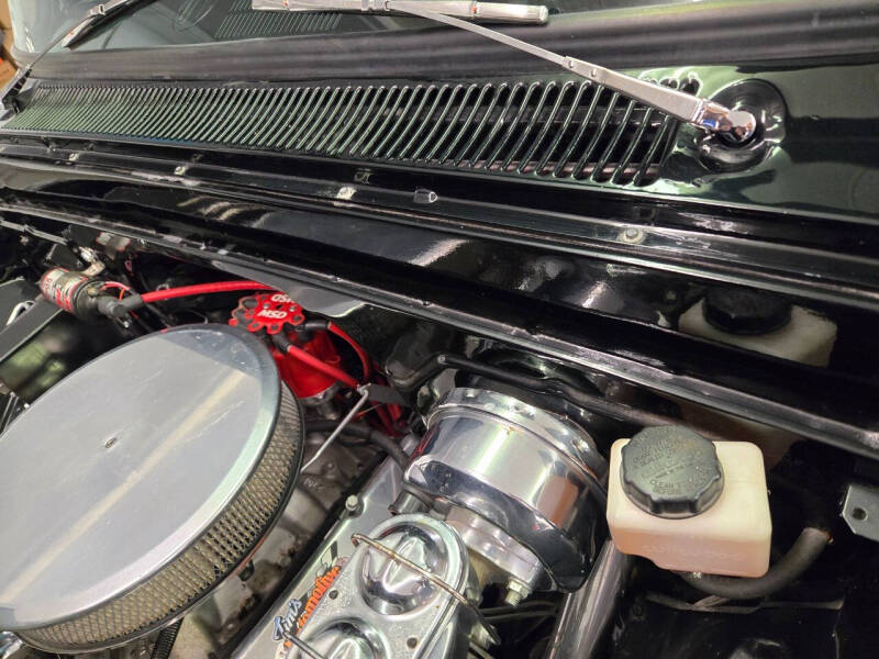 1966-chevrolet-c-k-10-series-custom-stepside-short-bed (53)