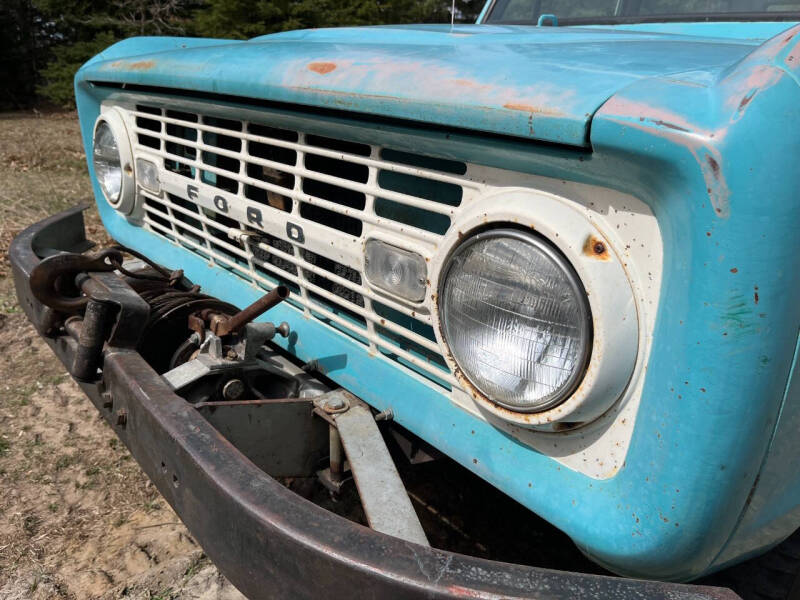 1967-ford-bronco-wagon (33)