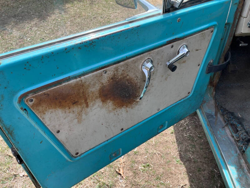 1967-ford-bronco-wagon (42)