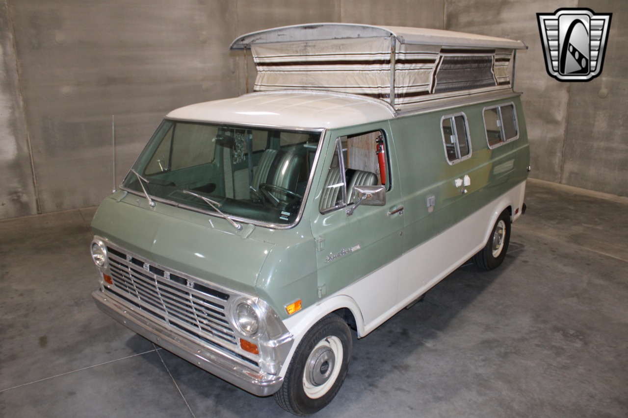 1969-ford-econoline-camper-van-for-sale-08