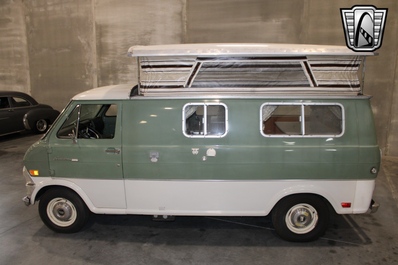 1969-ford-econoline-camper-van-for-sale-09