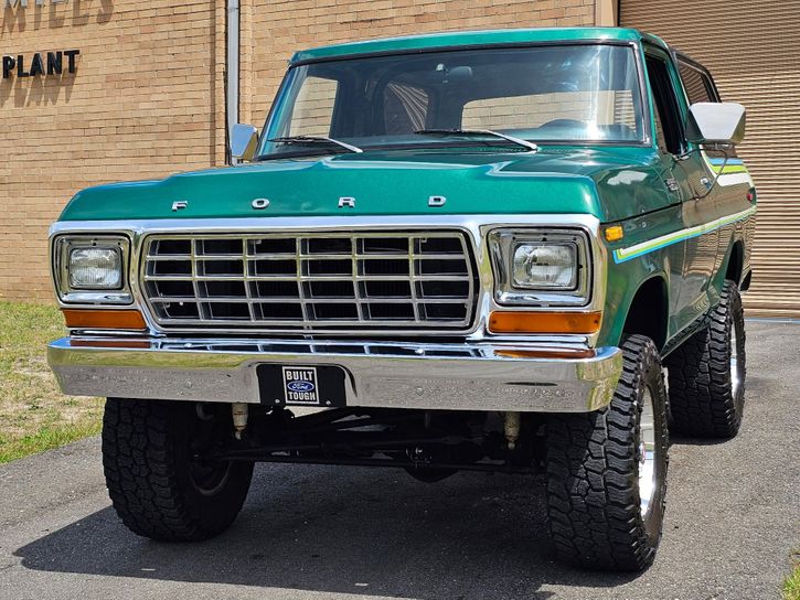 1978-ford-bronco-custom-hope-mills-for-sale-01