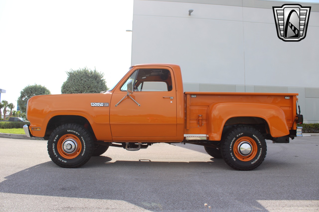 1980-dodge-power-wagon-for-sale-07