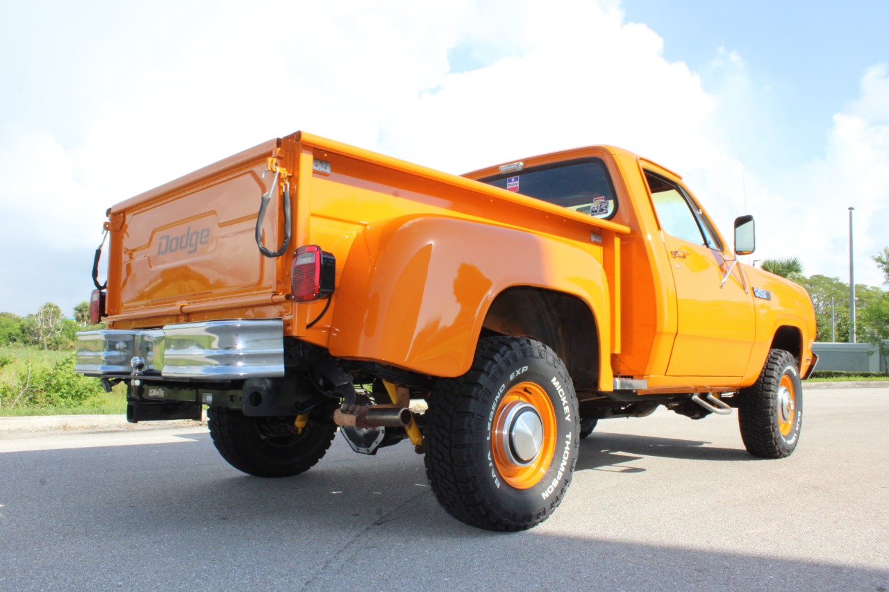 1980-dodge-power-wagon-for-sale-13