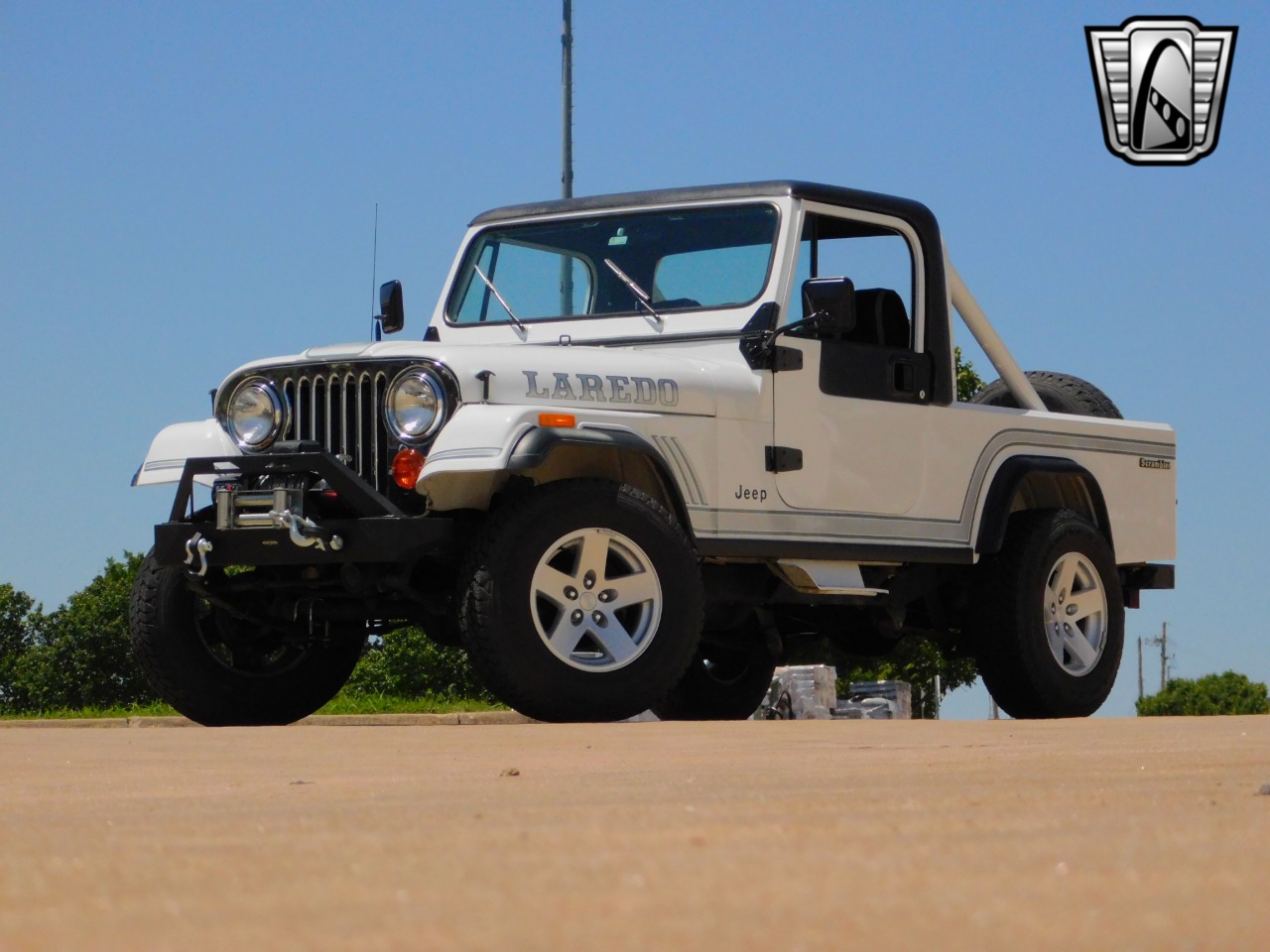1982-jeep-cj-8-scrambler-for-sale-05