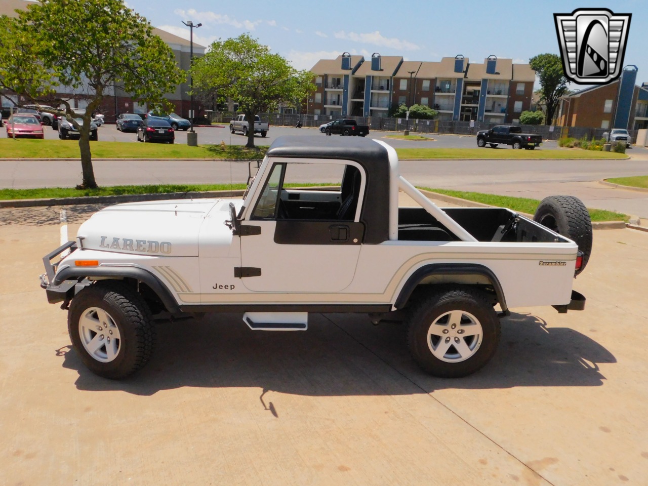 1982-jeep-cj-8-scrambler-for-sale-08