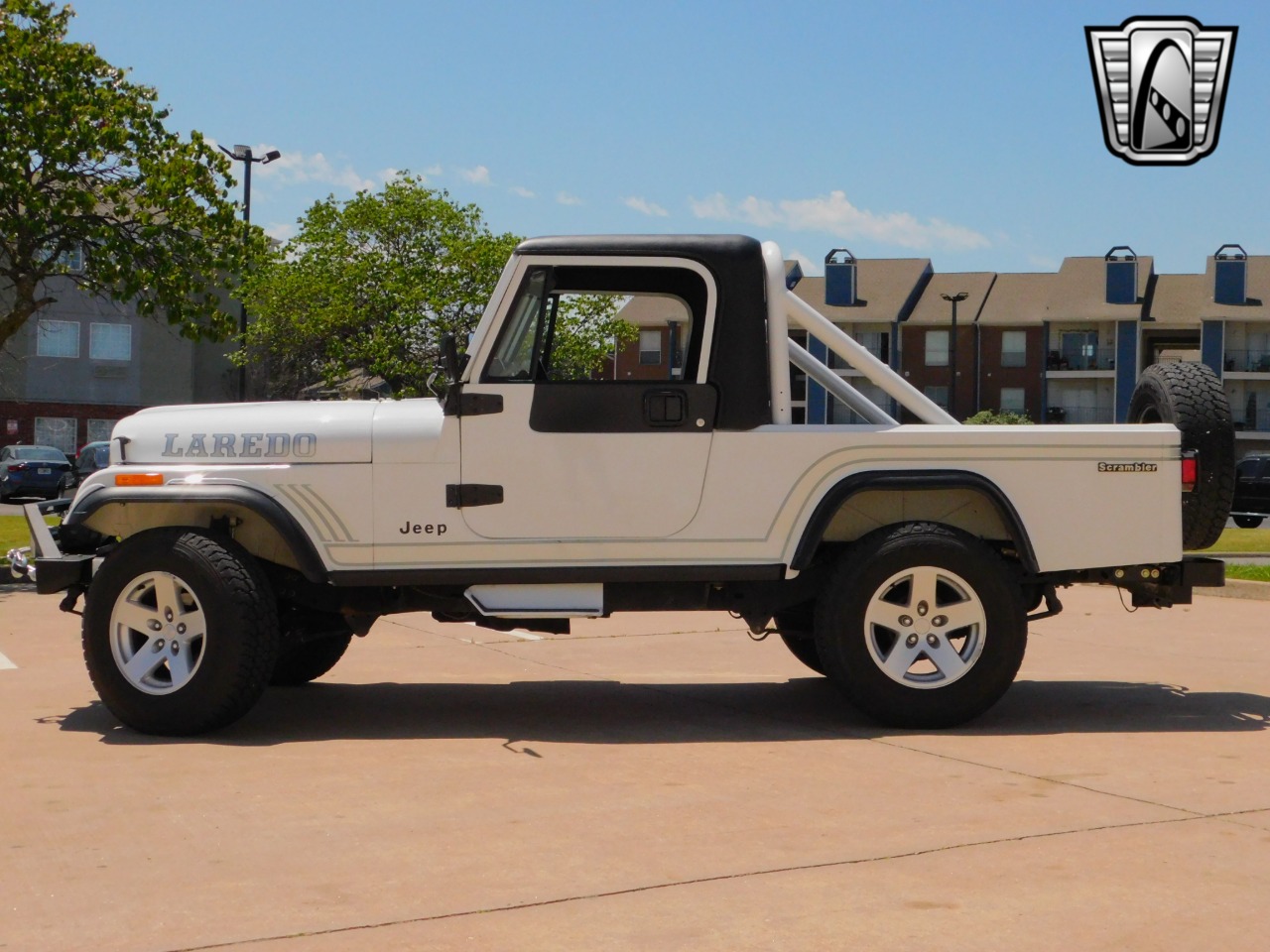 1982-jeep-cj-8-scrambler-for-sale-09