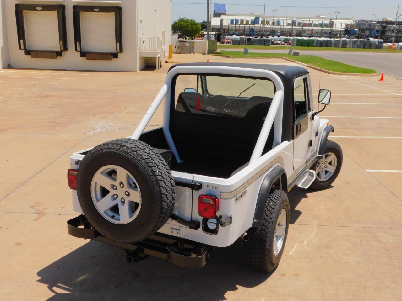 1982-jeep-cj-8-scrambler-for-sale-19