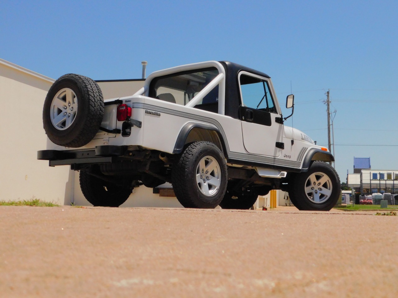 1982-jeep-cj-8-scrambler-for-sale-20