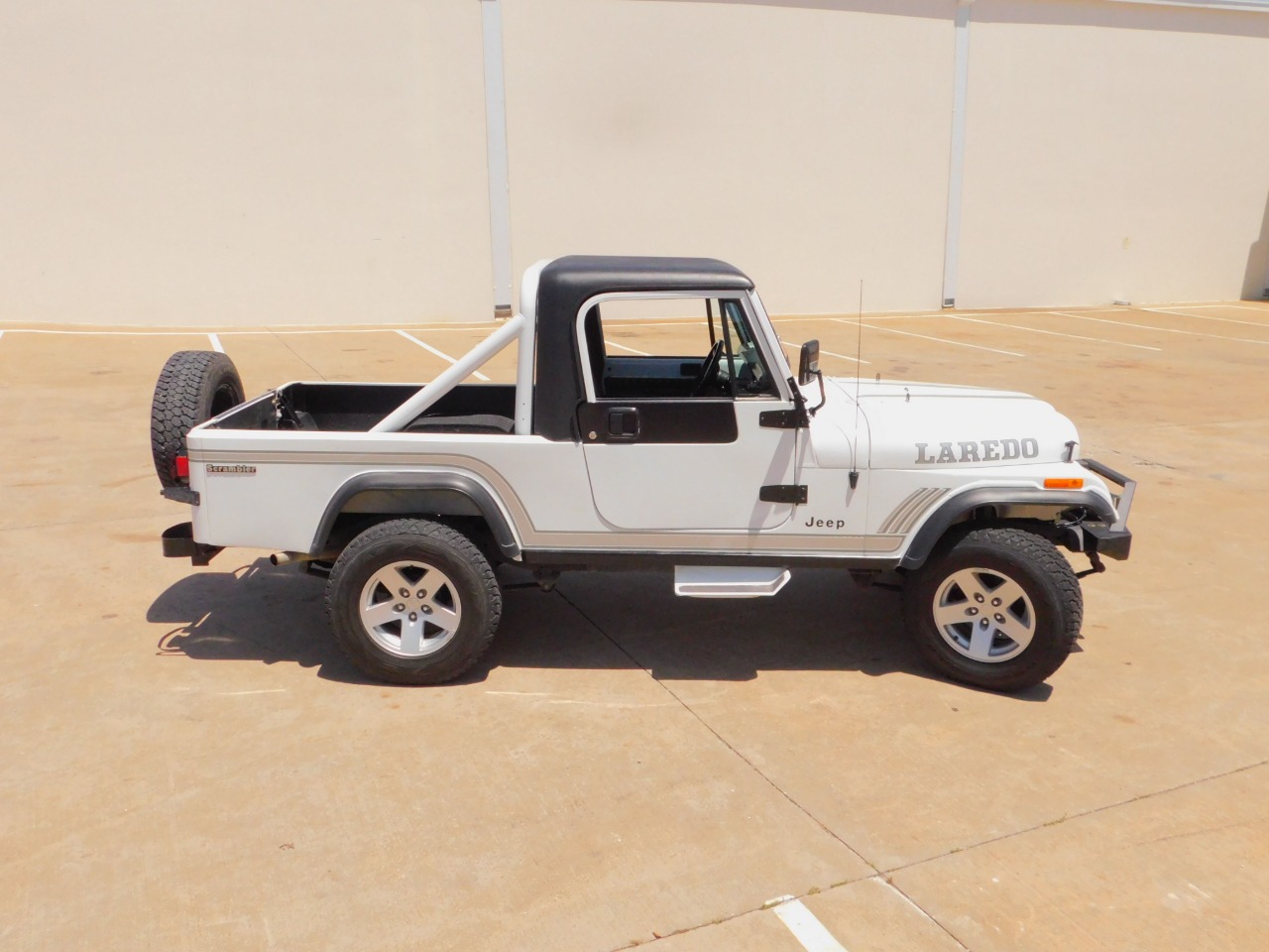 1982-jeep-cj-8-scrambler-for-sale-21